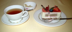 5907tea_time_2004_12_1.JPG