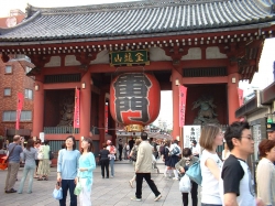 8184Asakusa_Temple.JPG