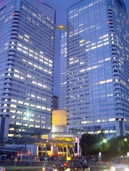 kachidoki-night.jpg