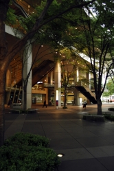 7316Yurakucho_Forum_2.jpg