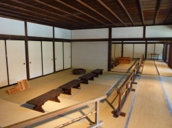 takayama-128.jpg