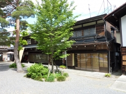takayama-17.jpg