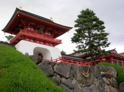 akama-jingu1.jpg