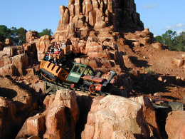 Big Thunder Mountain Railroad, Tokyo Disney Sea (photo by Brandon Wholey - Creative Commons Licence)