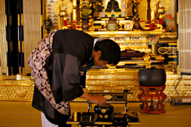 Priest, Higashi-Hongan-ji Temple, Kyoto