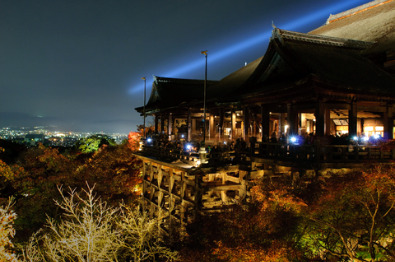 Kiyomizu-dera at night