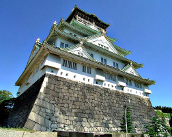 Osaka Castle (photo by DX Broadrec - Creative Commons Licence)