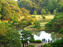 Rikugi-en Gardens, Tokyo (photo by Nesnad)