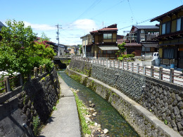 Enako-gawa, Takayama