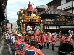 Dashi being carried in the streets of Narita