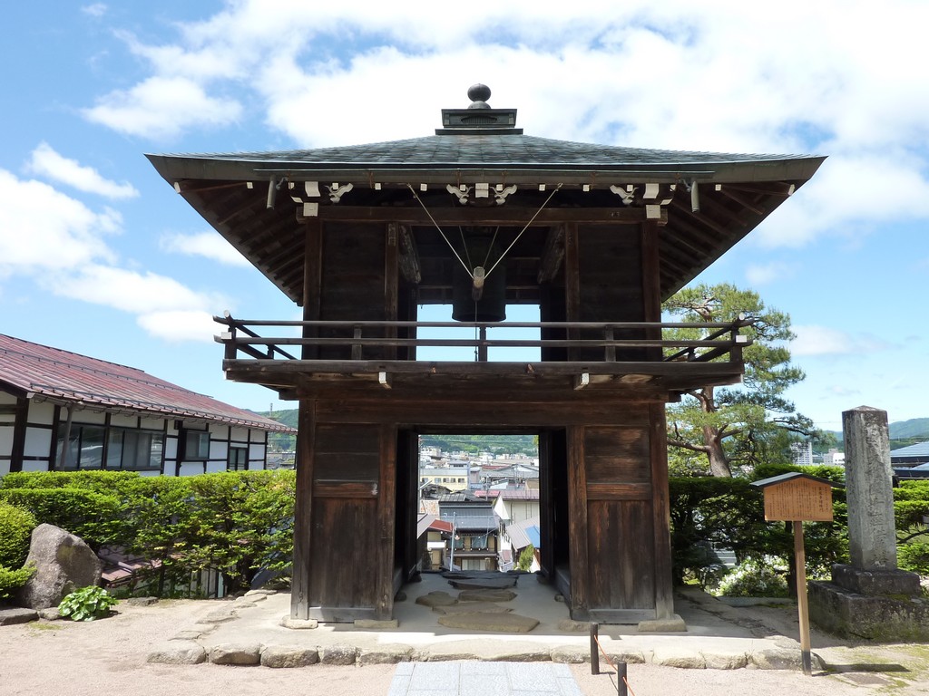 Bell gate, Unryu-ji Temple, Higashiyama, Takayama